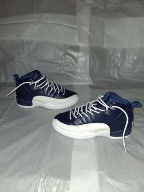 Jordan 12 Retro Sneakers, Women 7.5 = Men 6